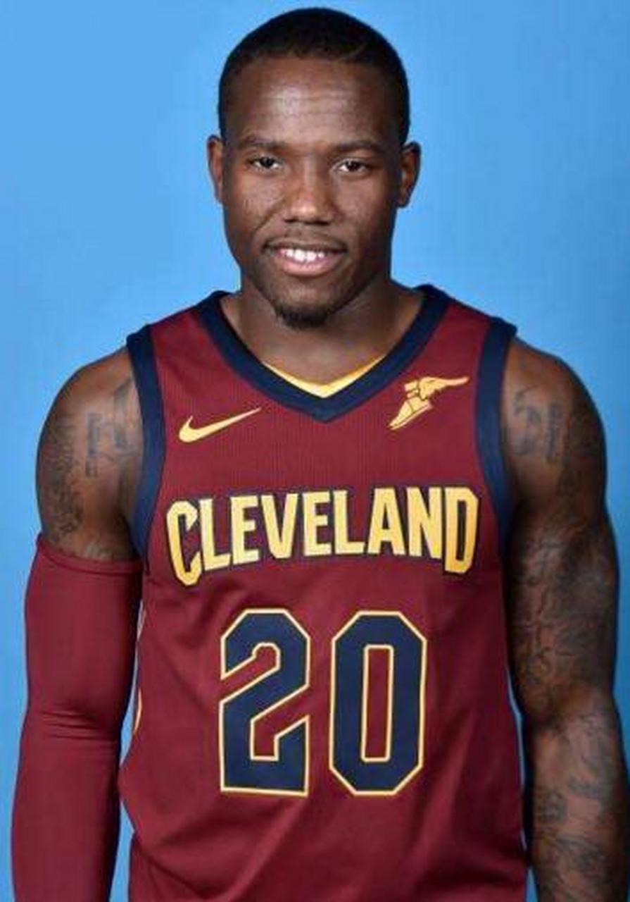 包含凯-费尔德:教练组调整被质疑,球队疑似陷入困境的词条 包含凯-费尔德:教练组调整被质疑,球队疑似陷入困境的词条