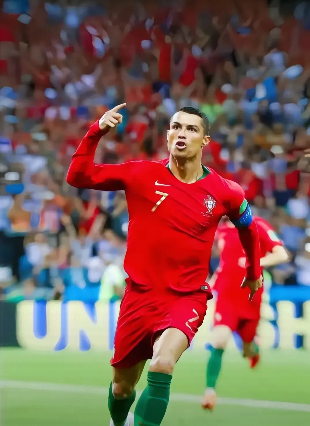 C罗又下一个进球！尤文逆袭巴萨晋级欧冠八强,欧冠赛场再现传奇战绩的简单介绍