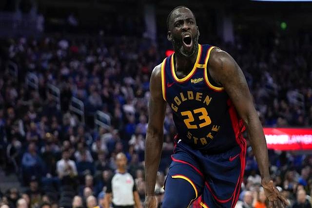 关于勇士队卫冕之路难度加大，被看好复仇的信息