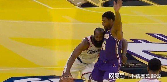 希腊男篮碾压湖人B队,伦纳德关键制胜 希腊男篮碾压湖人B队,伦纳德关键制胜