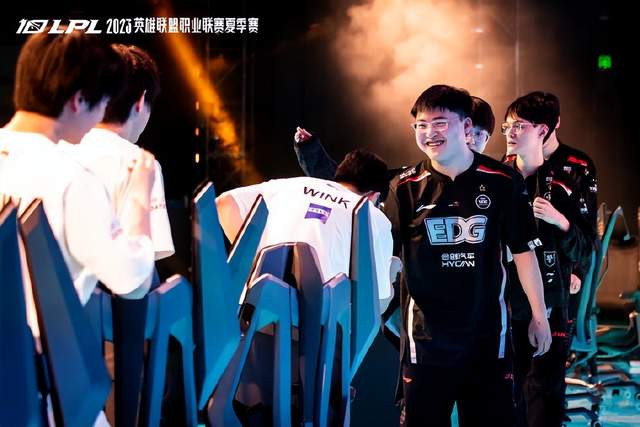 劲敌对决意味着惊险刺激,胜负难分的简单介绍 劲敌对决意味着惊险刺激,胜负难分的简单介绍