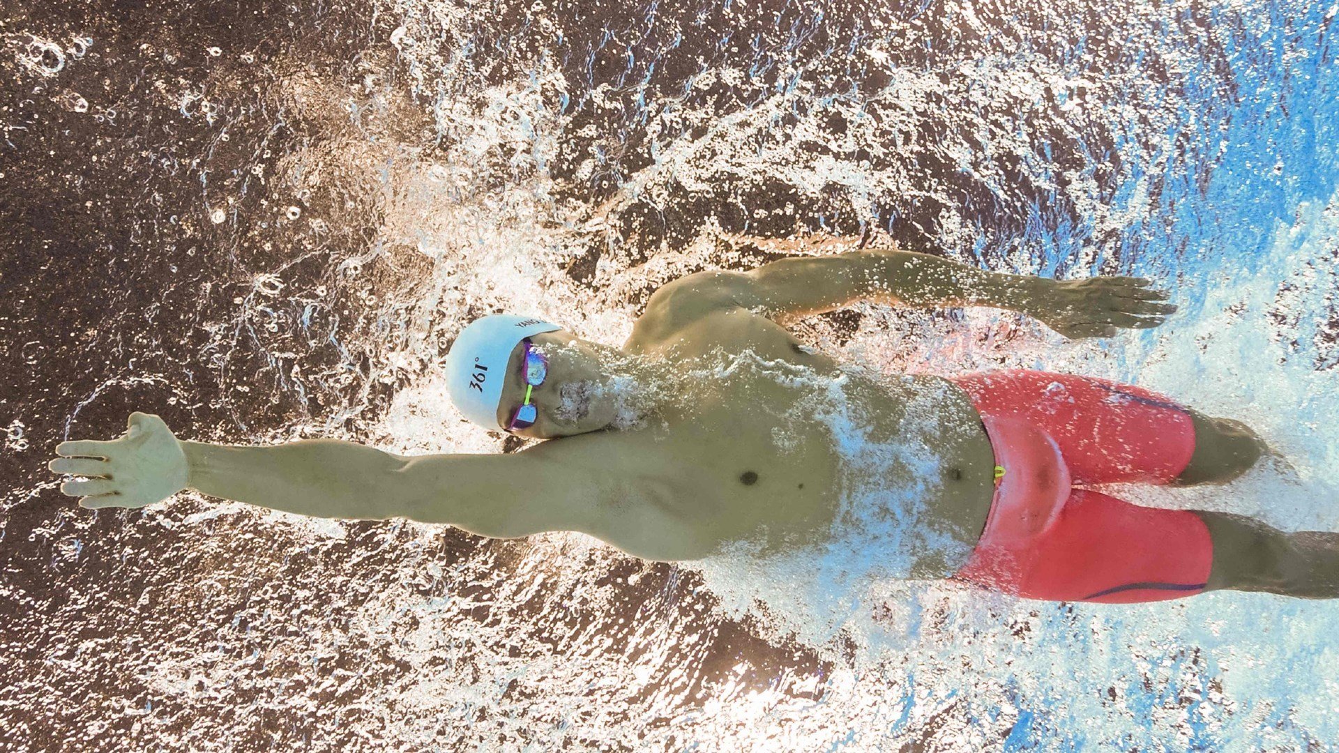 魔术掀翻活塞,武切维奇在F1年度争冠中接管比赛