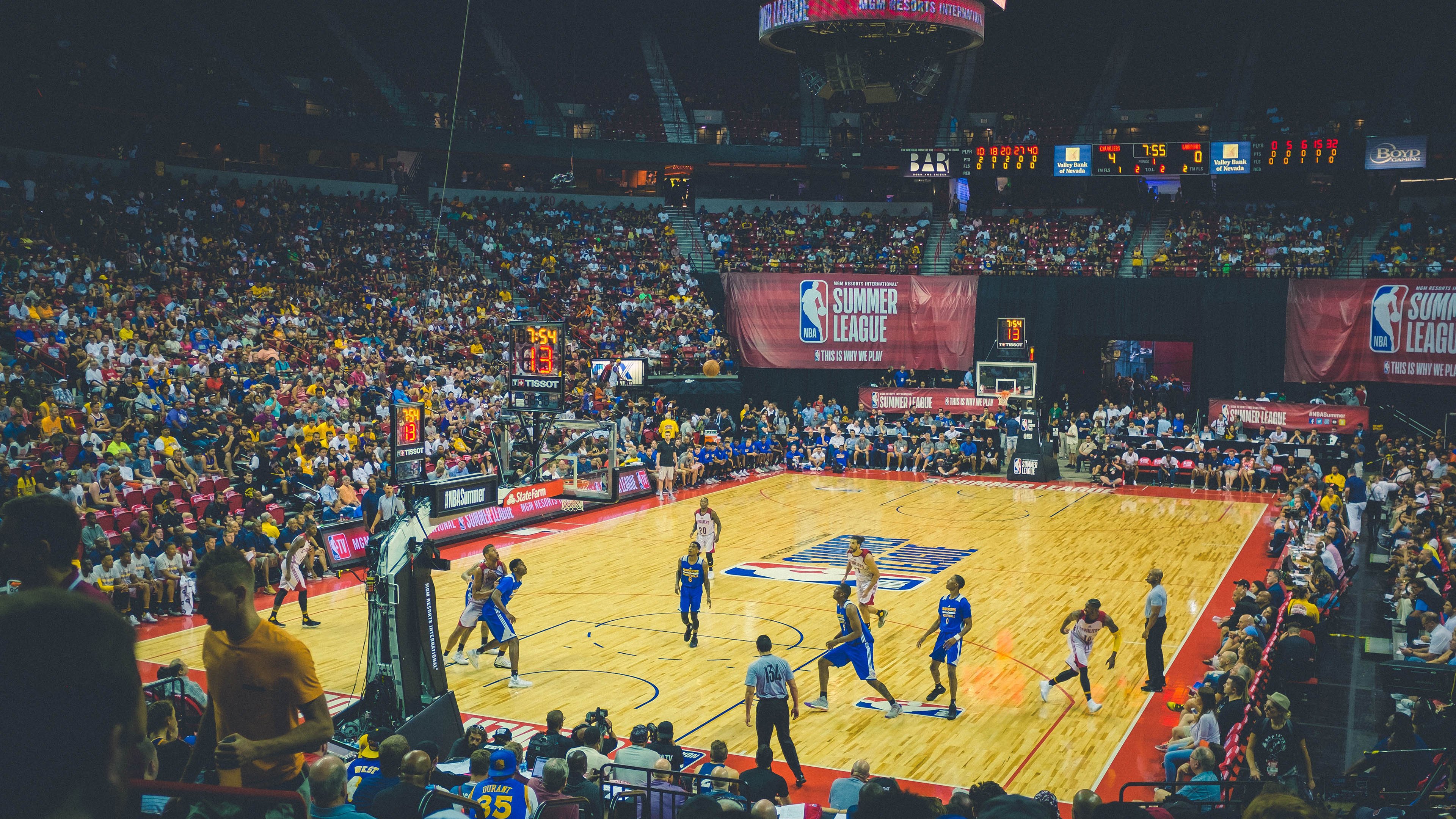 独行侠速胜湖人，克莱·汤普森如何化身关键先生，终结悬念